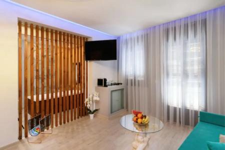 Diamond Luxury Suites - 46