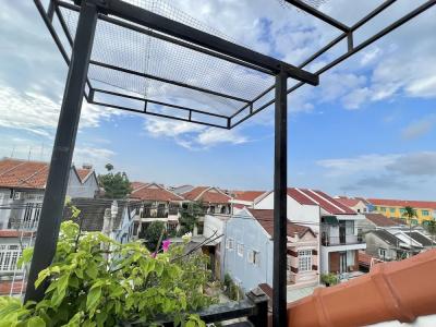 Ngo House - 108