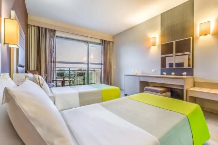 Kipriotis Hippocrates - Adults Only - 65