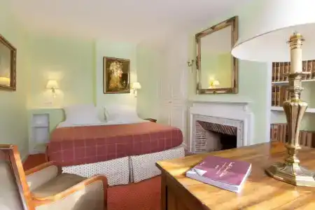 Relais Du Louvre - 88
