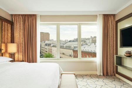 Sheraton Grand Warsaw - 22