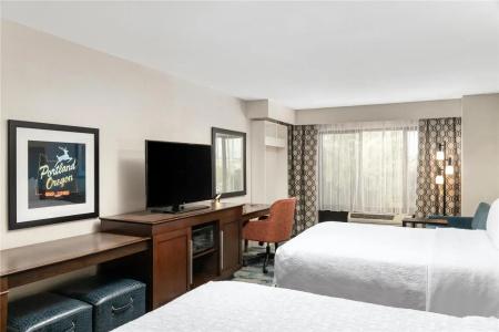 Hampton Inn Portland East - 45