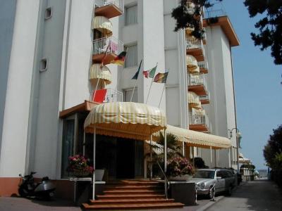 Montecarlo - 25