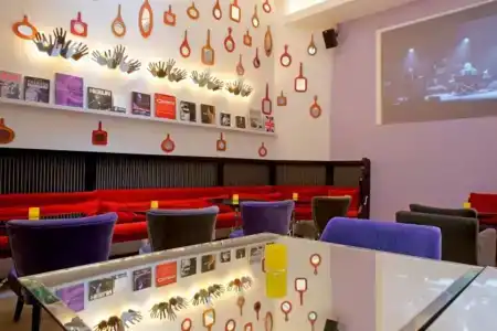 Hôtel du Triangle d'Or - 14