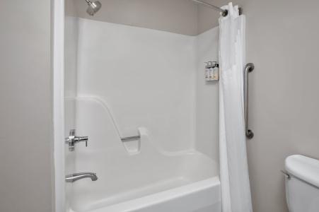 Holiday Inn Express & Suites-North, An Ihg - 27