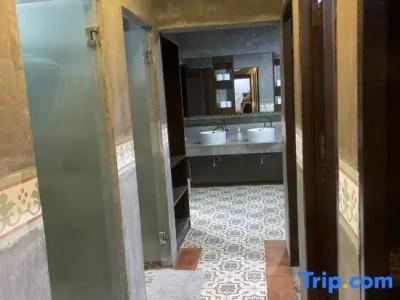 Phuket Sunny Hostel - 43