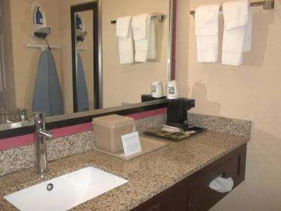 Days Inn by Wyndham Fort Lauderdale Airport Cruise Port - 23