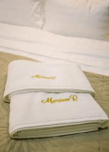 Mariam R - 89