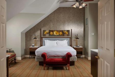 Virginia Crossings, Tapestry Collection by Hilton - 63