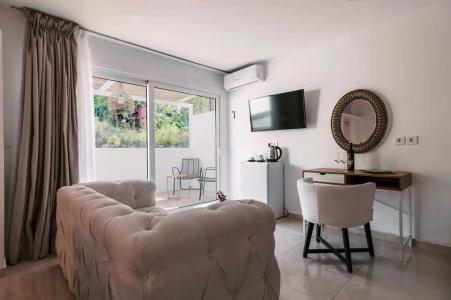 Bamboo Suites Boutique - 128
