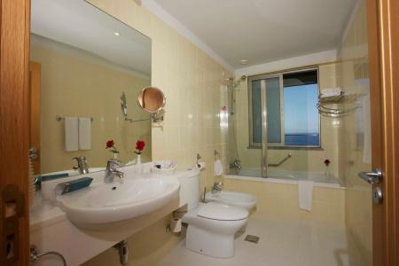 Madeira Regency Cliff - Adults Only - 18