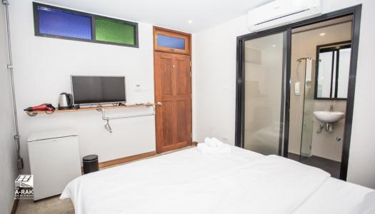 The Arak Bed, Bar and Hostel - 4