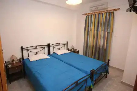 Afroditi - 1