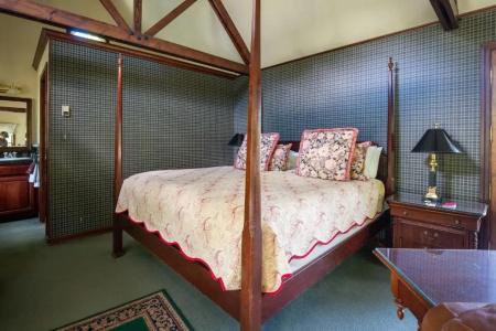 Apple Orchard Inn & Cottages - 43