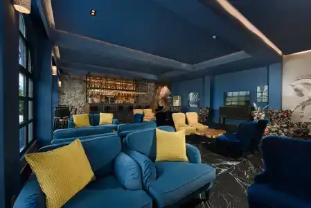 The Royal Grand - 1