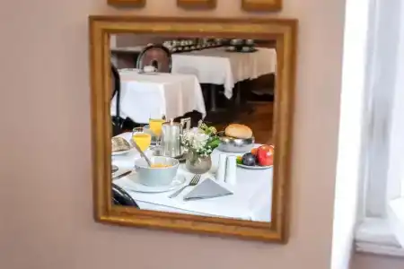 Würzburger Hof - 13