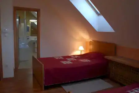 ApartSnjezna Kraljica - 1