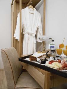 Anastazia Luxury Suites & Spa - 12