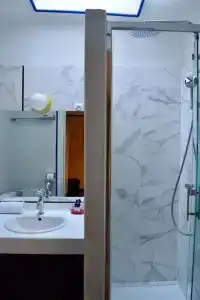 Saint Charles Hôtel & Coliving Biarritz - 39