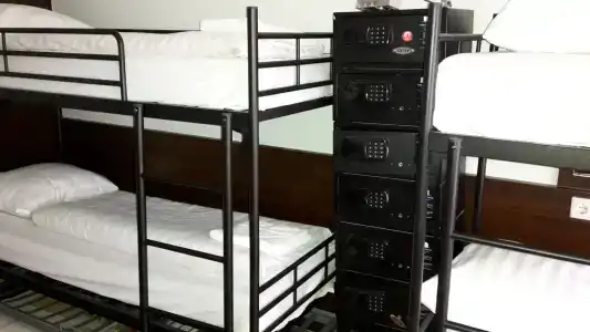 Damrak Inn - 12