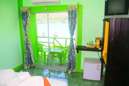 Phi Phi Cliff Beach Resort-Sha Plus - 87