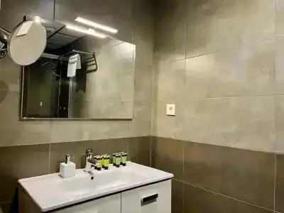 Feelathome Plaza - 7