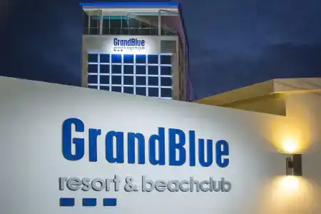 GrandBlue Resort & Beachclub - 0