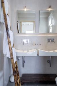 Ostraco Suites - 105