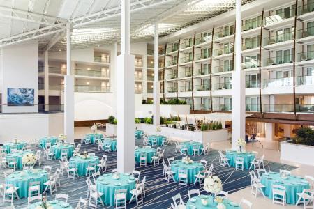 Newport Marriott - 43