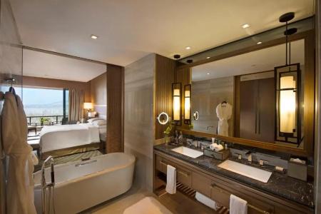 Hilton Wuhan Optics Valley - 59