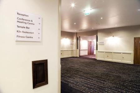 DoubleTree by Hilton Bristol City Centre - 14