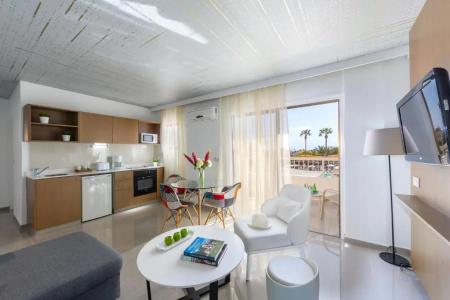 The King Jason Paphos - Designed for Adults - 75