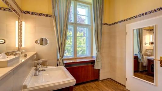 Schloss Luebbenau - 8