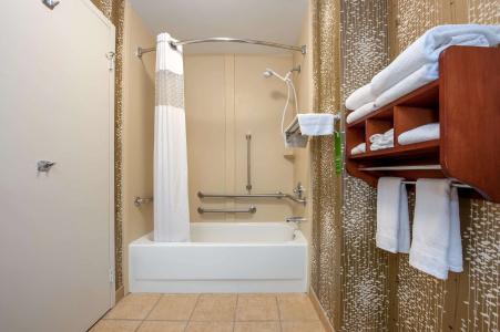 Hampton Inn Ky - 7