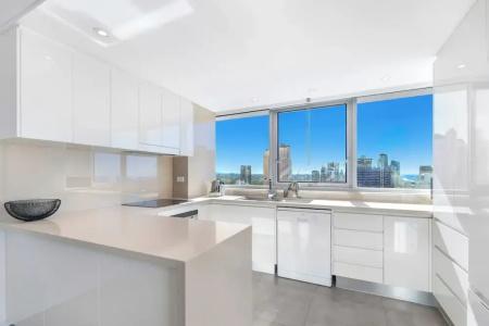 Ultiqa Beach Haven On Broadbeach - 232