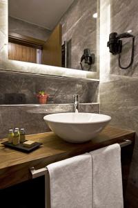 Snog Rooms & Suites - 25