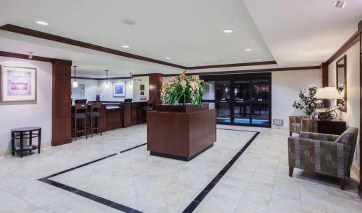 Staybridge Suites Airport, An Ihg - 0