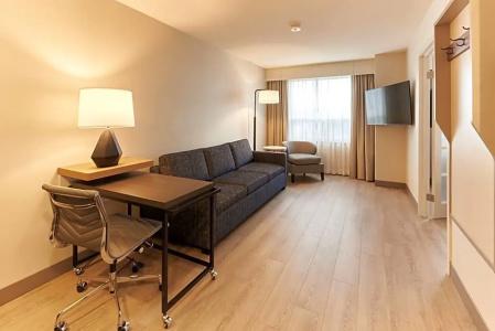 Holiday Inn & Suites Kanata, an IHG - 75