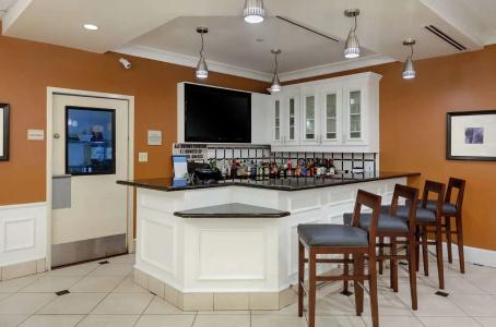 Hilton Garden Inn West I-65 Airport Boulevard - 41