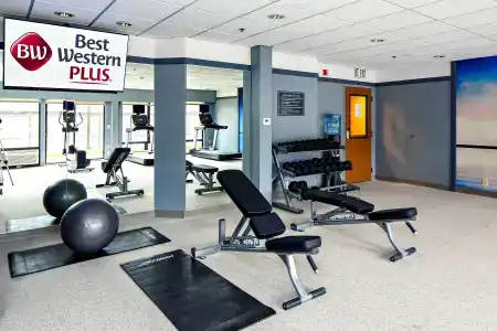 Best Western Plus - 27