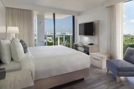 Courtyard Miami Coconut Grove - 77