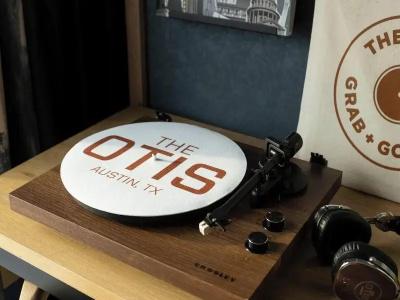 The Otis, Autograph Collection - 110