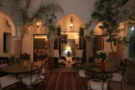Riad Mur Akush - 21