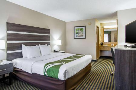 Quality Inn Savannah I-95 - 3