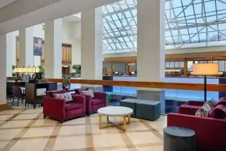 Hilton New Orleans Riverside - 1