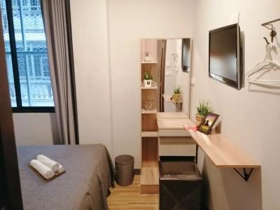 White House Hostel - 39