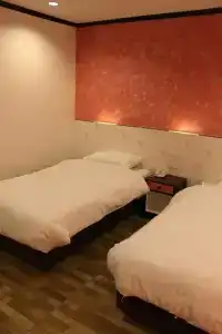 Uthong Garden Resort - 1