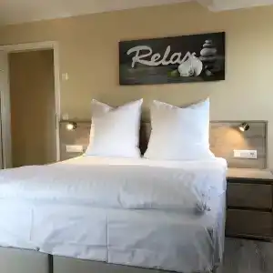 Select Suites & Aparts - 49