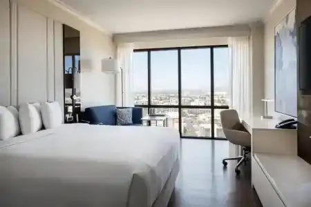 Irvine Marriott - 50