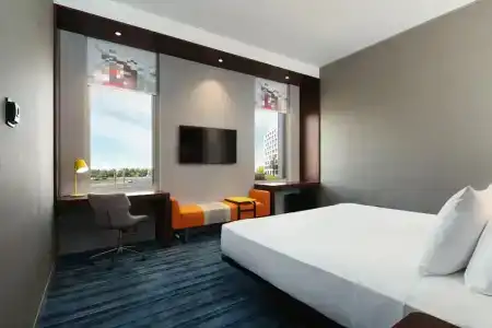 Aloft Dubai South - 28